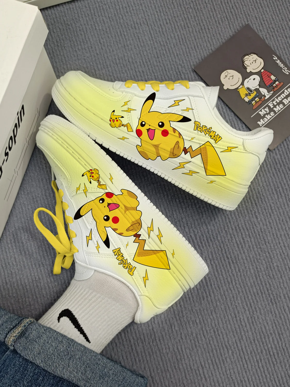 Pokemon Series Co-branded Sakura Air Force Pikachu Board Shoes Children's Spring New Pokémon Anime Limited Edition
Pokemon Series Co-branded Sakura Air Force Pikachu Board Shoes Children's Spring New Pokémon Anime Limited Edition