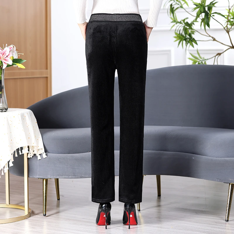 Middle Aged Women Black Brown Thick Thermal Corduroy Straight Pants Winter Autumn Fleece Lining Warm Elastic Waist Trousrs 2020
Middle Aged Women Black Brown Thick Thermal Corduroy Straight Pants Winter Autumn Fleece Lining Warm Elastic Waist Trousrs 2020