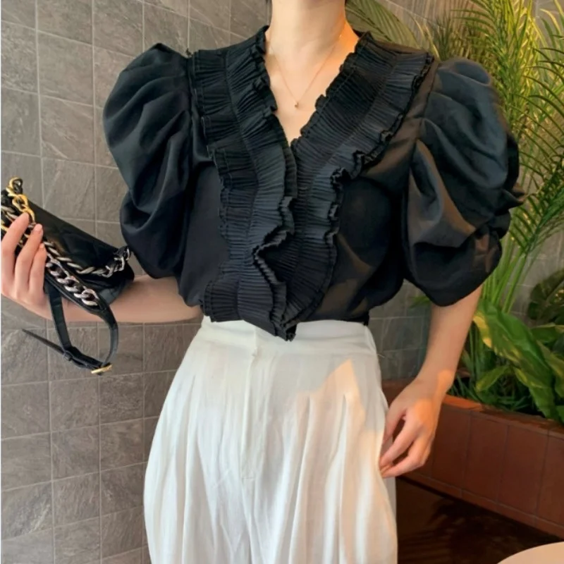Women's Blouse V-neck White Shirt Court Style Lotus Leaf Edge Crimp Japan Korean Ladies Tops Women's Clothing 2022 Summer
Women's Blouse V-neck White Shirt Court Style Lotus Leaf Edge Crimp Japan Korean Ladies Tops Women's Clothing 2022 Summer