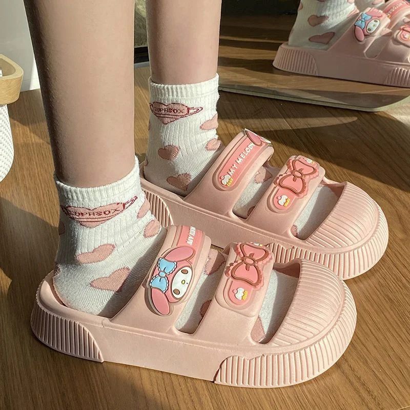 2023 Women's Slippers Sanrio Kuromi Mymelody Summer Four Seasons Indoor Home Sandals and Slippers Cute House Slippers
2023 Women's Slippers Sanrio Kuromi Mymelody Summer Four Seasons Indoor Home Sandals and Slippers Cute House Slippers