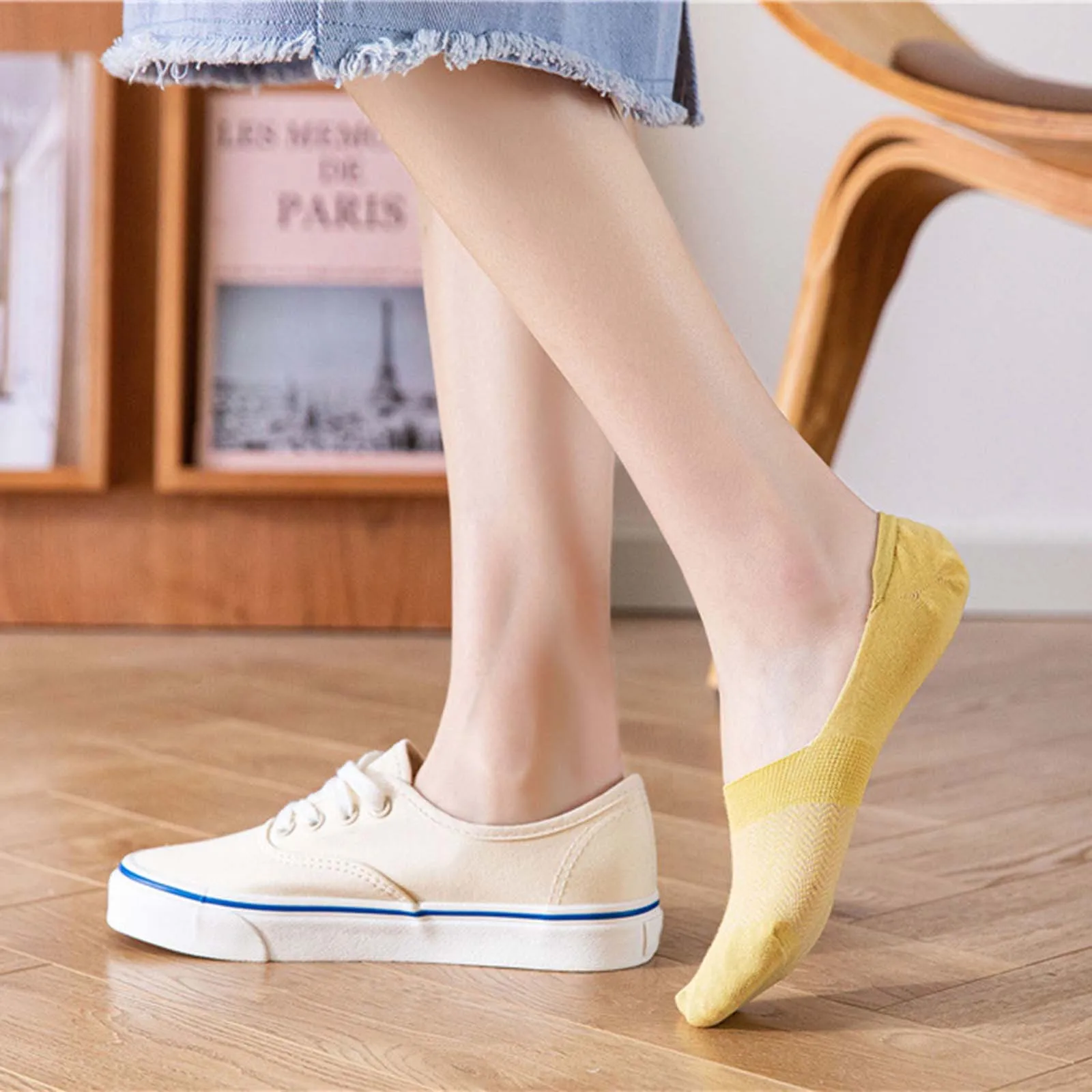 1pair Women Silicone Anti-Slip Invisible Socks Cotton Ankle Summer Ultra-Thin Breathable Sock Shoe Slippers Low Cut Boat Sock
1pair Women Silicone Anti-Slip Invisible Socks Cotton Ankle Summer Ultra-Thin Breathable Sock Shoe Slippers Low Cut Boat Sock