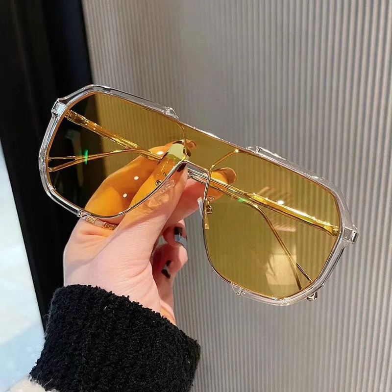 Oversized Sunglasses Women 2023 New Unique One Piece Fashion Sunglasses For Men UV400 Punk Glasses Trending Female Eyewear UV400
Oversized Sunglasses Women 2023 New Unique One Piece Fashion Sunglasses For Men UV400 Punk Glasses Trending Female Eyewear UV400
