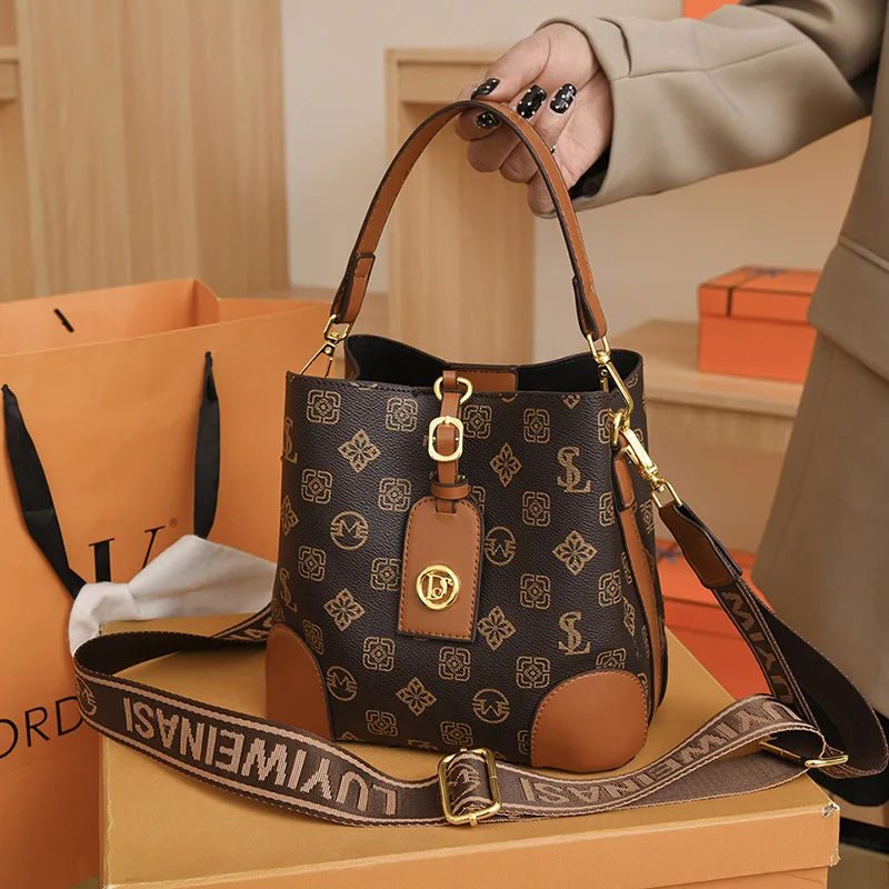 Fashion Printing Bucket Bag Large-Capacity Genuine Leather Women Handbags Casual Ladies All-Match Shoulder Messenger Bag Purses
Fashion Printing Bucket Bag Large-Capacity Genuine Leather Women Handbags Casual Ladies All-Match Shoulder Messenger Bag Purses