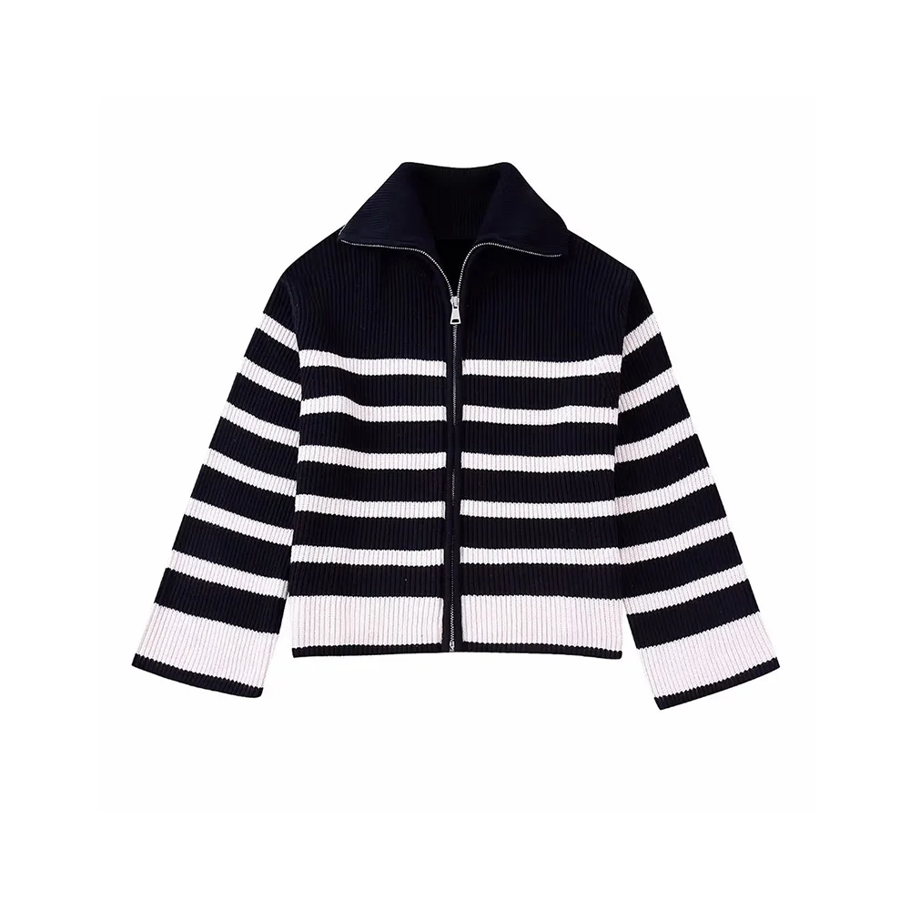 DiYiG Women 2022 New Fashion Fall Striped Knitted Cardigans Sweater Vintage Korean Chic Long Sleeve Coat Streetwear Loose Female
DiYiG Women 2022 New Fashion Fall Striped Knitted Cardigans Sweater Vintage Korean Chic Long Sleeve Coat Streetwear Loose Female