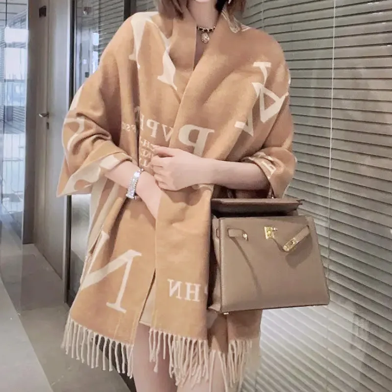 Winter Warm Letter Print Scarf for Women Cashmere Shawls and Wraps Large Blanket Pashmina Scarves Female Luxury Foulard Bandana
Winter Warm Letter Print Scarf for Women Cashmere Shawls and Wraps Large Blanket Pashmina Scarves Female Luxury Foulard Bandana