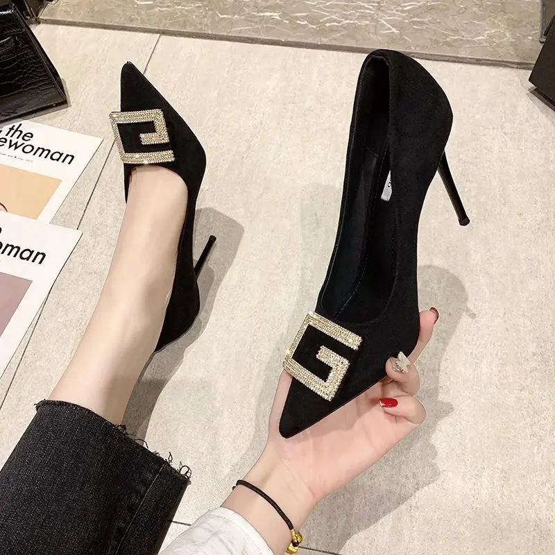 Comemore New Black High Heels Pointed Toe Shallow Mouth Stiletto Buckle Spring Luxury Woman Pumps Fashion Women's Slip-on Shoes 
Comemore New Black High Heels Pointed Toe Shallow Mouth Stiletto Buckle Spring Luxury Woman Pumps Fashion Women's Slip-on Shoes