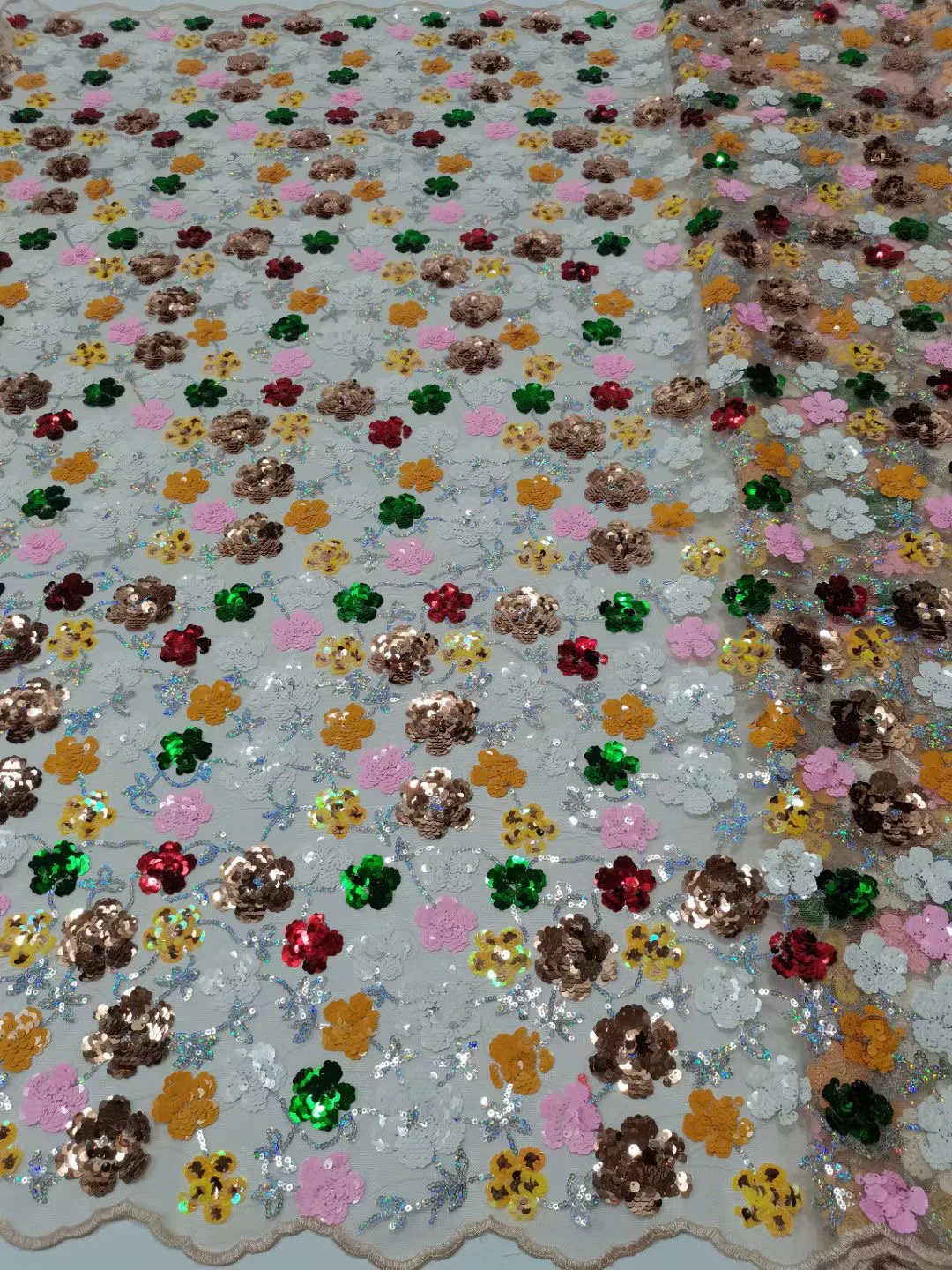5y|Newest style is full of multi flower sequins lace French top quality African tulle lace party ladies wedding dress
5y|Newest style is full of multi flower sequins lace French top quality African tulle lace party ladies wedding dress