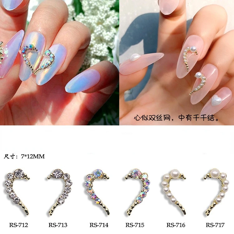 Hot Zircon Half Heart Nail Art Charms Pearl/Diamond Decorations Ornate Metal Alloy 3D Manicure Rhinestones Accessories 7x12mm
Hot Zircon Half Heart Nail Art Charms Pearl/Diamond Decorations Ornate Metal Alloy 3D Manicure Rhinestones Accessories 7x12mm