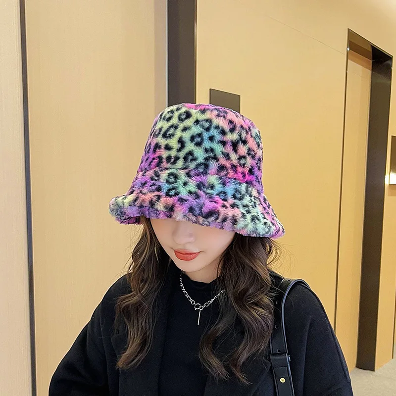 New fashion printed leopard hat Fashion women's fisherman hats Thickened Plush warm barrel hat in autumn and winter women cap
New fashion printed leopard hat Fashion women's fisherman hats Thickened Plush warm barrel hat in autumn and winter women cap