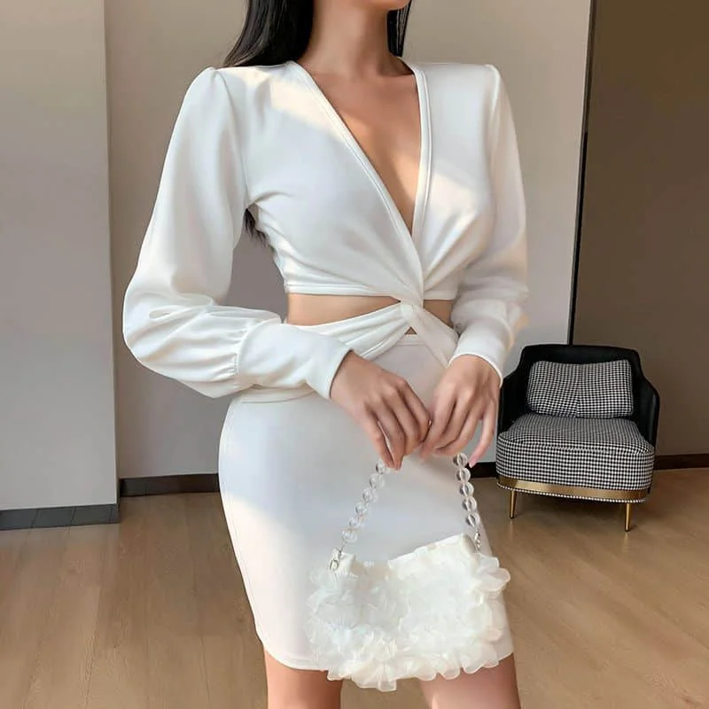 Dress Women's French Retro Puff Sleeves With 2022 Spring And Autumn New Slim And Thin Sexy Twisted Hollow Hip Skirt White Dress
Dress Women's French Retro Puff Sleeves With 2022 Spring And Autumn New Slim And Thin Sexy Twisted Hollow Hip Skirt White Dress