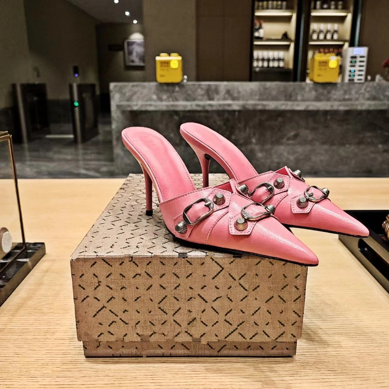 Women's Fashion High-heeled Ladybugs, Pointed Thin Heel Shoes, Deep Mouth Rivets, Metal Half Slippers, Large Back Empty Shoes
Women's Fashion High-heeled Ladybugs, Pointed Thin Heel Shoes, Deep Mouth Rivets, Metal Half Slippers, Large Back Empty Shoes