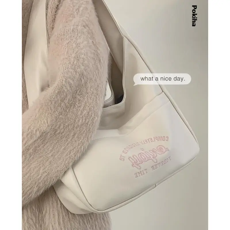 Женская летняя вместительная сумка через плечо, новинка 2023, модная универсальная Повседневная Сумка-тоут, роскошная дизайнерская кожаная сумка высокого качества 
Женская летняя вместительная сумка через плечо, новинка 2023, модная универсальная Повседневная Сумка-тоут, роскошная дизайнерская кожаная сумка высокого качества