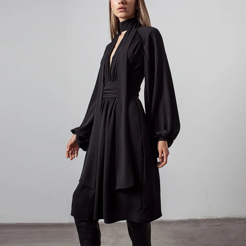 2023 Fashion Lace Up Low Cut Deep V Neck Party Black Gown Pleated Dresses Women Autumn Lantern Sleeve Slim A-Line Chiffon Dress
2023 Fashion Lace Up Low Cut Deep V Neck Party Black Gown Pleated Dresses Women Autumn Lantern Sleeve Slim A-Line Chiffon Dress