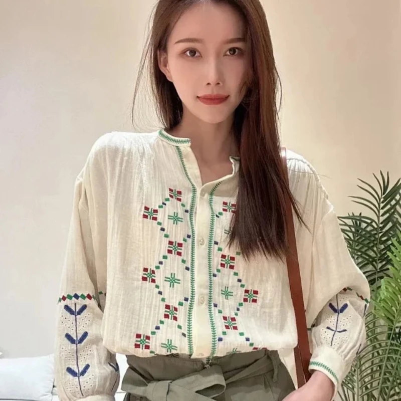 Women's vintage embroidered shirt round neck loose comfortable vacation casual top
Women's vintage embroidered shirt round neck loose comfortable vacation casual top
