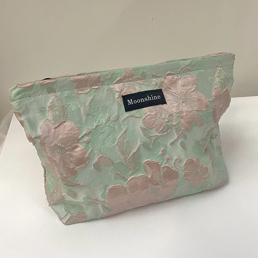 Cotton Embossed Floral Korean Makeup Bag Women Cosmetic Storage Pouch Travel Washing Make Up Organizer Beauty Case Pencil Clutch
Cotton Embossed Floral Korean Makeup Bag Women Cosmetic Storage Pouch Travel Washing Make Up Organizer Beauty Case Pencil Clutch