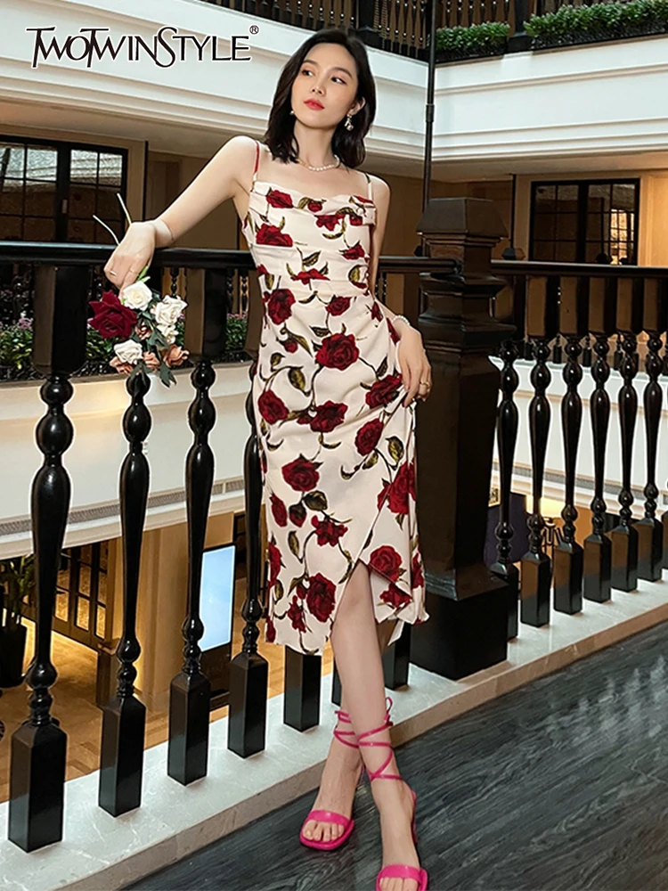 TWOTWINSTYLE Vintage Print Floral Sling Dress For Women Square Collar Sleeveless Split Side Dresses Female Summer Clothing Style
TWOTWINSTYLE Vintage Print Floral Sling Dress For Women Square Collar Sleeveless Split Side Dresses Female Summer Clothing Style