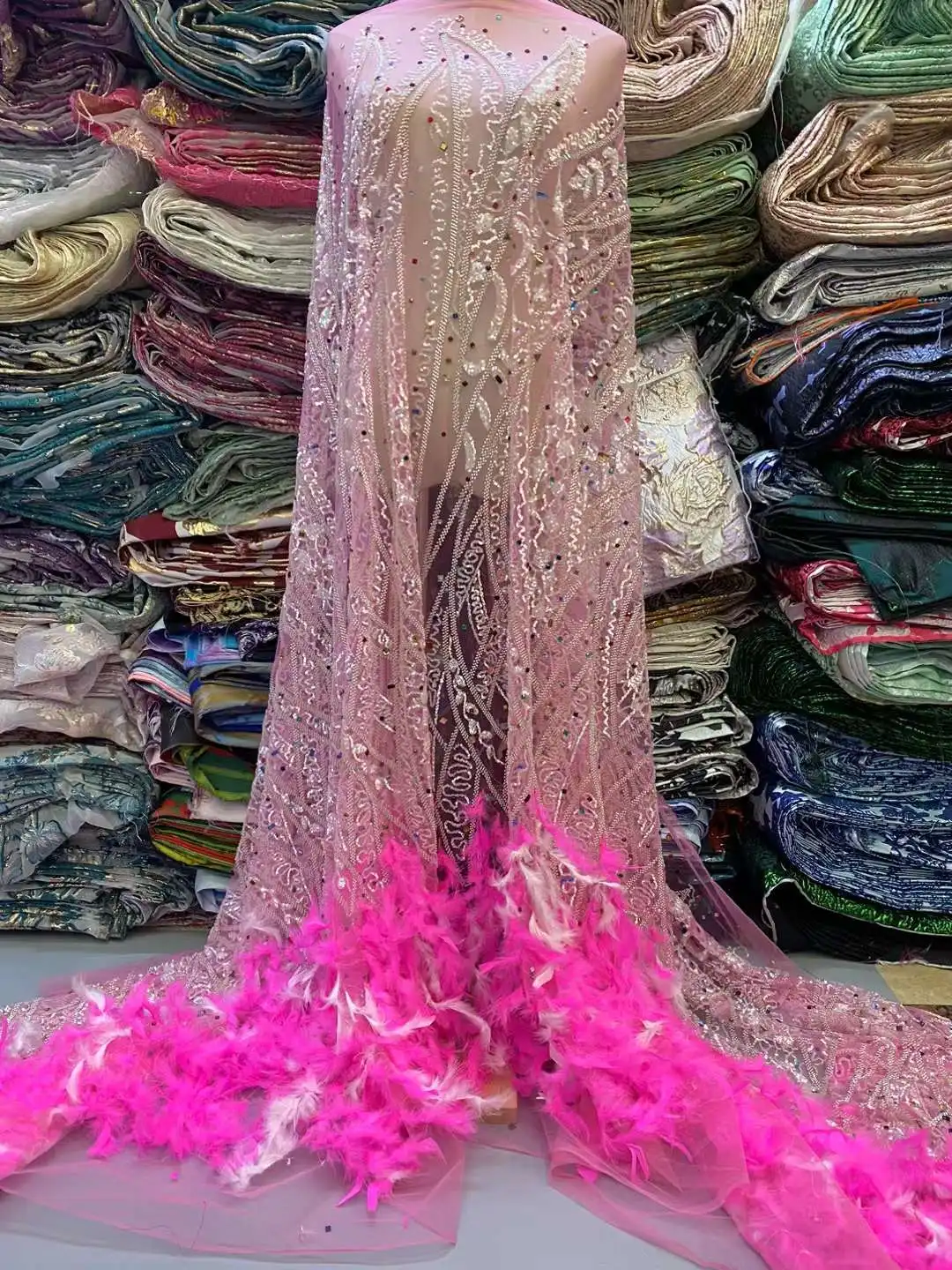 High-End Luxury Catwalk French Mesh Feather Beaded Lace Fabric African With Sequin Fabric For Wedding Dress
High-End Luxury Catwalk French Mesh Feather Beaded Lace Fabric African With Sequin Fabric For Wedding Dress