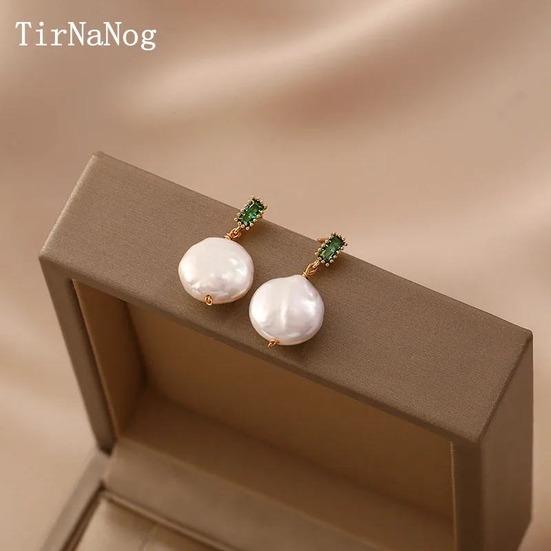 

France Nearly Circular Baroque Natural Freshwater Pearl Pendant Earrings Fashion Simple Green Crystal Earrings Women Jewelry