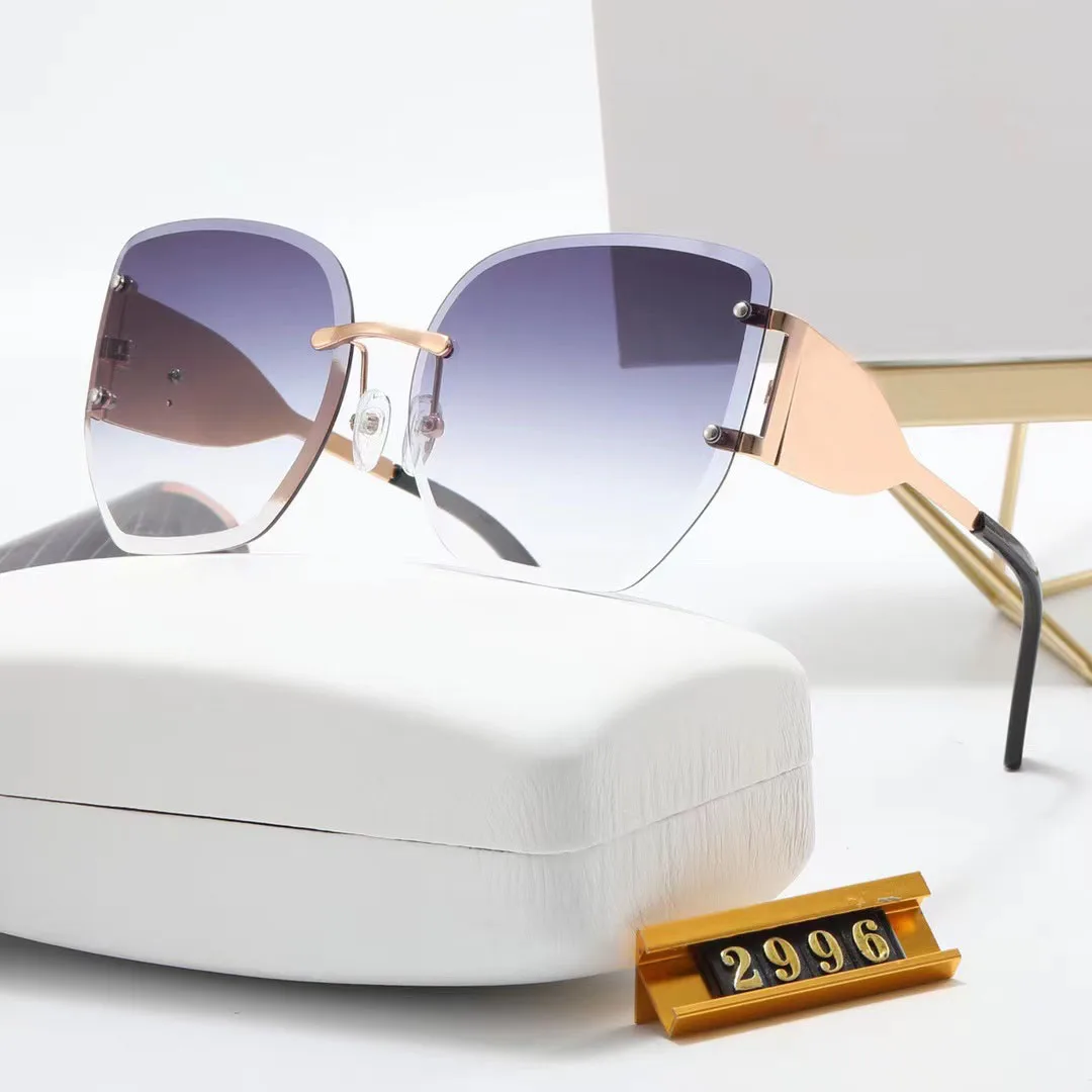 New Trend Borderless Gradient Universal Luxury Sunglasses for Men and Women Senior Brand Designer Design
New Trend Borderless Gradient Universal Luxury Sunglasses for Men and Women Senior Brand Designer Design