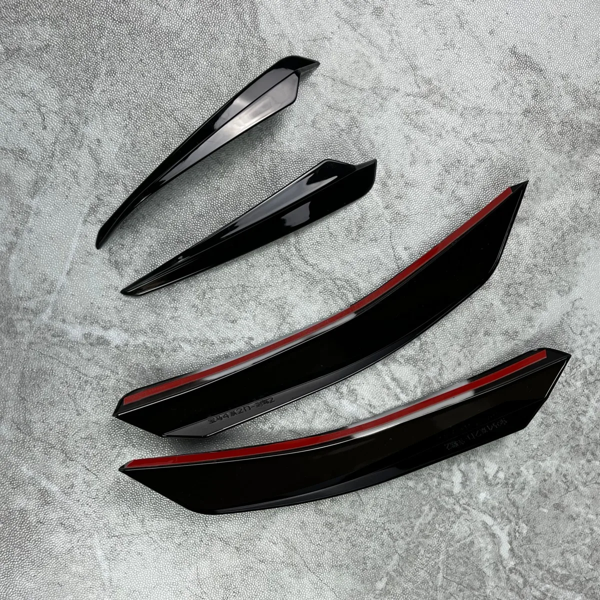 Для BMW 4-й серии G22 G23 420i 430i M440i 2020-2024 M-Pack Разделитель переднего бампера Canards Крыло Вентиляционное отверстие Накладка на корпус Aero Kit Спойлер
Для BMW 4-й серии G22 G23 420i 430i M440i 2020-2024 M-Pack Разделитель переднего бампера Canards Крыло Вентиляционное отверстие Накладка на корпус Aero Kit Спойлер
