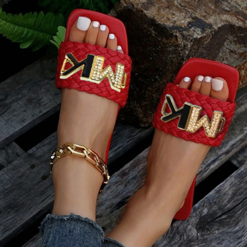 Women Luxury Decor Weave Design Flat Sandals Fashion Vacation Casual Open-toe Slides Party Sexy Elegant Office-Ladies New Shoes
Women Luxury Decor Weave Design Flat Sandals Fashion Vacation Casual Open-toe Slides Party Sexy Elegant Office-Ladies New Shoes