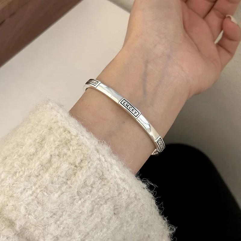 925 Sterling Silver Hiphop Thick Lukey Letters Adjustable Bracelet for Women Men Vintage Handmade Hasp Bracelet Accessories Gift
925 Sterling Silver Hiphop Thick Lukey Letters Adjustable Bracelet for Women Men Vintage Handmade Hasp Bracelet Accessories Gift