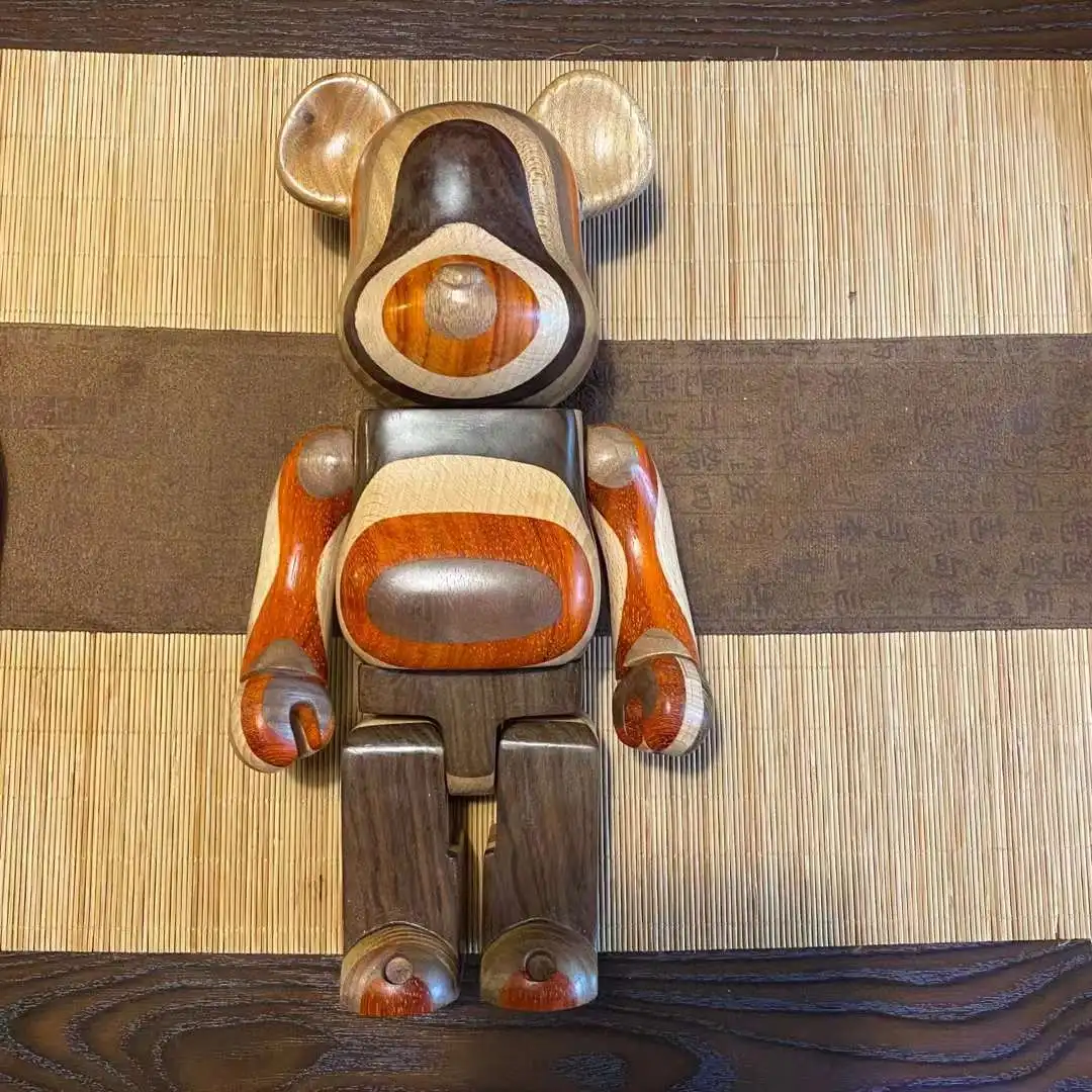 Bearbrick 400% Vertical Grain Horizon Handmade Wooden Bear BE@RBRIC 28cm Height Collection Trendy Toy Figure
Bearbrick 400% Vertical Grain Horizon Handmade Wooden Bear BE@RBRIC 28cm Height Collection Trendy Toy Figure