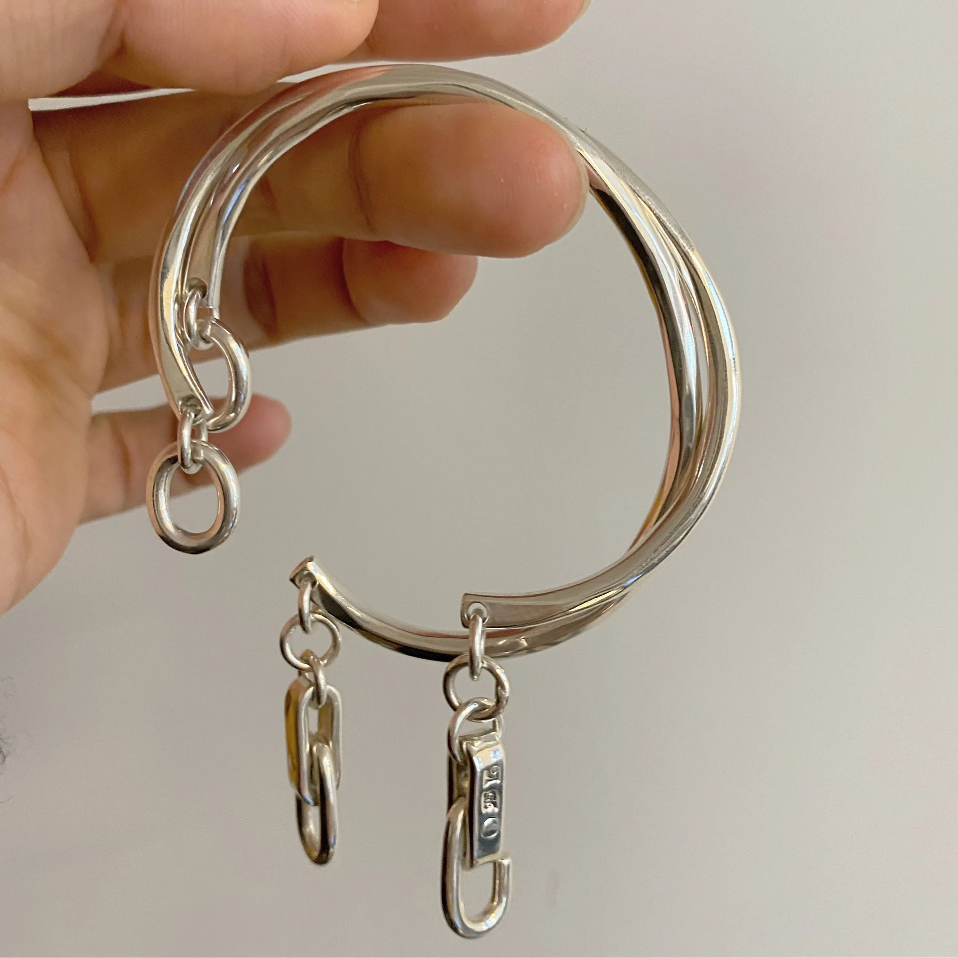 Double Layer Vintage Distressed Dark Style Bracelet Lock Knot Hook Chain Clause Thick Bracelet
Double Layer Vintage Distressed Dark Style Bracelet Lock Knot Hook Chain Clause Thick Bracelet