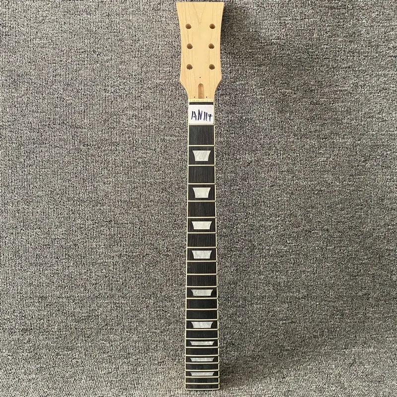 AN114 незаконченная ГИТАРА LP гриф клен с палисандровым деревом правая рука 22 лада 628 мм весы длина для замены
AN114 незаконченная ГИТАРА LP гриф клен с палисандровым деревом правая рука 22 лада 628 мм весы длина для замены