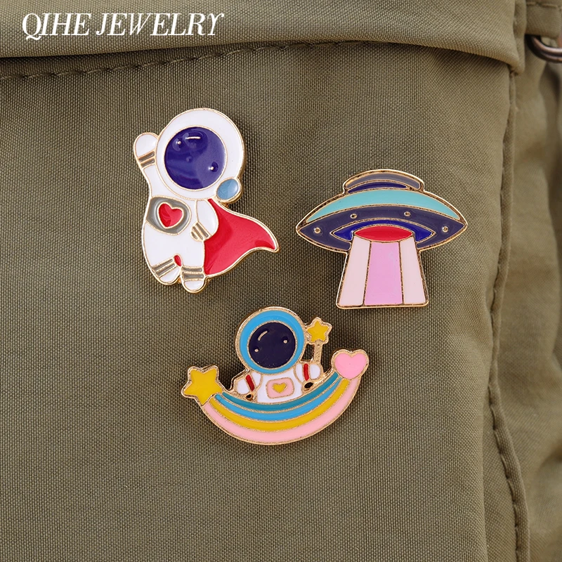 Rainbow Astronaut Enamel Pin Metal Brooch Backpack Hat Gifts Custom Creative Accessories Badge Lovely Star Cartoon Jewelry 
Rainbow Astronaut Enamel Pin Metal Brooch Backpack Hat Gifts Custom Creative Accessories Badge Lovely Star Cartoon Jewelry