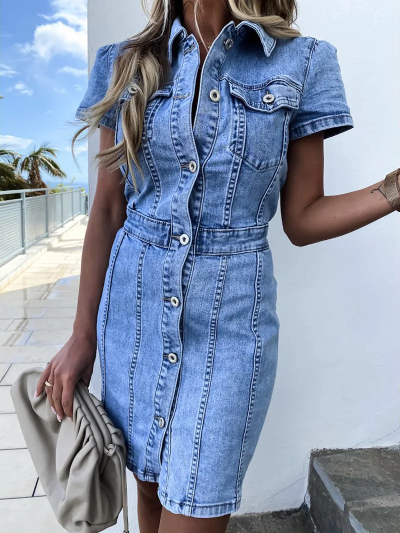Summer New Women's Sexy Single Breasted Fashion Slim Fit Bag Hip Short Sleeved Denim Short Sleeve Dress
Summer New Women's Sexy Single Breasted Fashion Slim Fit Bag Hip Short Sleeved Denim Short Sleeve Dress