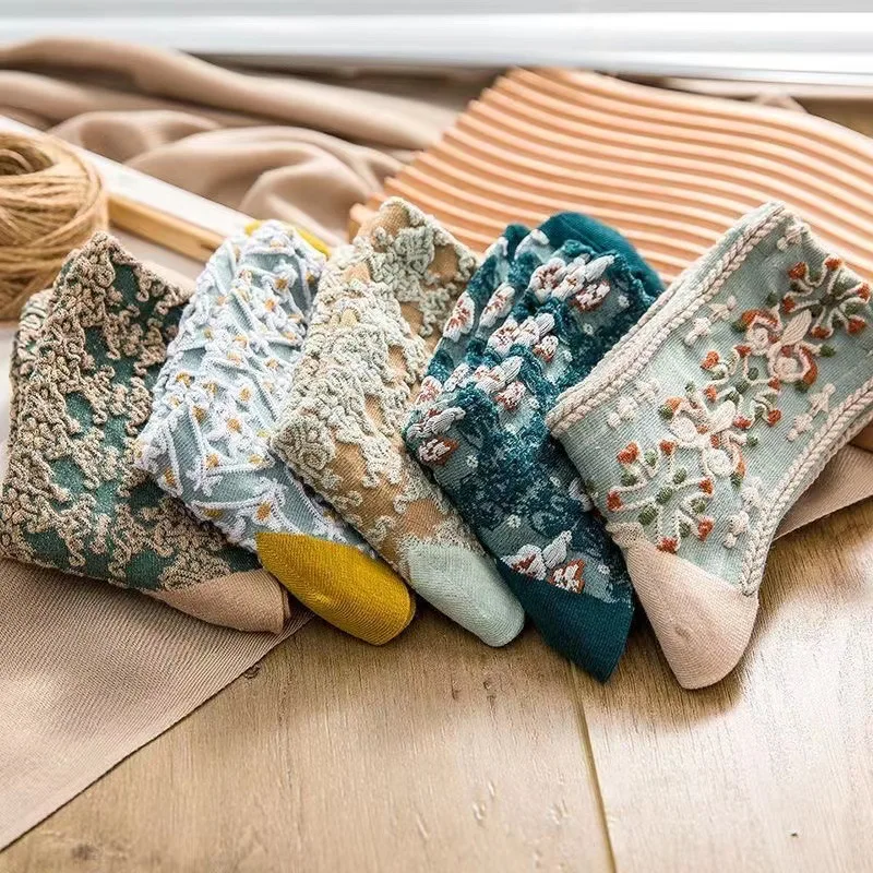 Retro Winter Women Socks 3D Knitting Flowers Embossed Printed Japanese Fashion Lolita Middle Tube Socks Sweet Casual Socks
Retro Winter Women Socks 3D Knitting Flowers Embossed Printed Japanese Fashion Lolita Middle Tube Socks Sweet Casual Socks