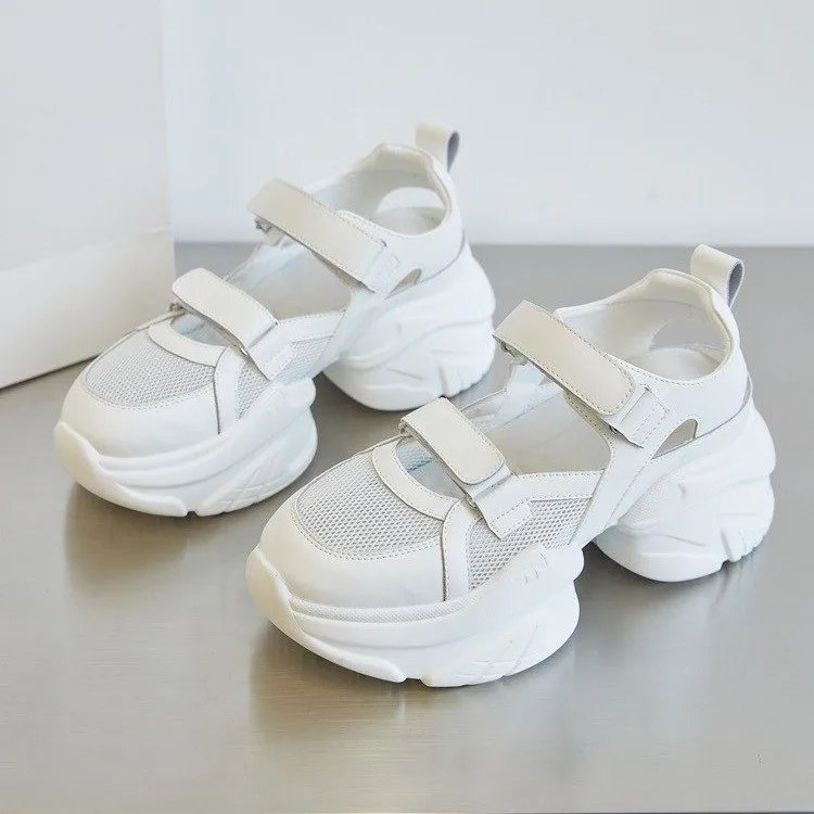 Женские воздухопроницаемые сандалии, открытые кроссовки на массивной танкетке, лето 2023
Женские воздухопроницаемые сандалии, открытые кроссовки на массивной танкетке, лето 2023