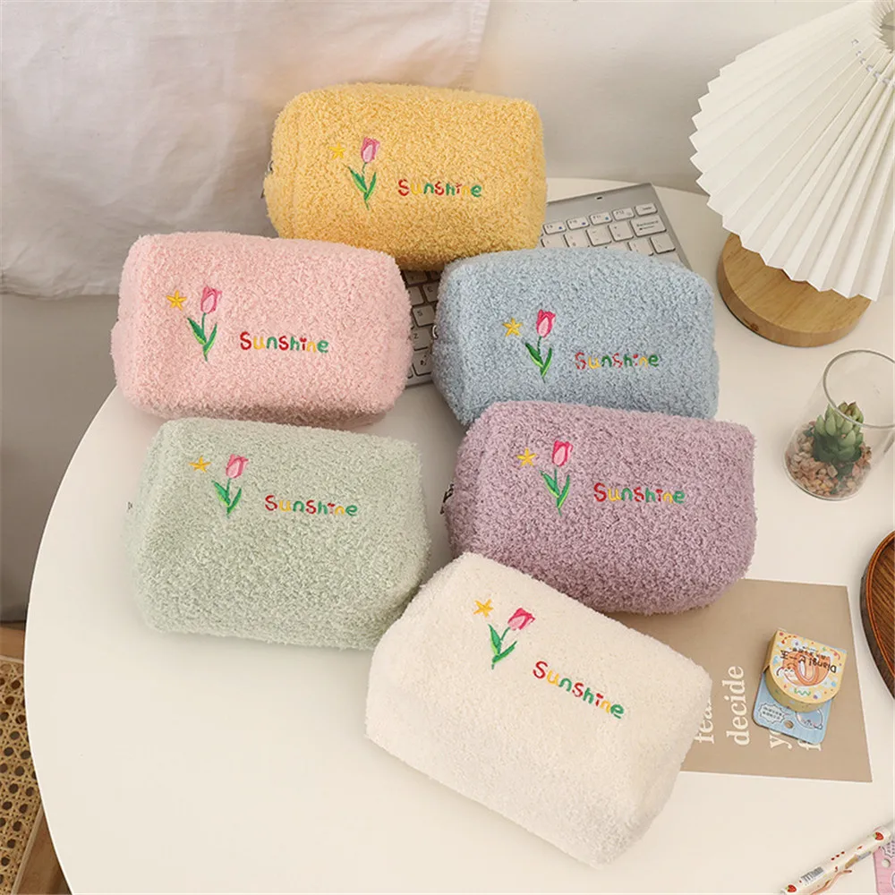 New Females Floral Lamb Makeup Bags Cute Korean Stationery Pencil Bag Large Capacity Women Travel Cosmetic Storage Pouch
New Females Floral Lamb Makeup Bags Cute Korean Stationery Pencil Bag Large Capacity Women Travel Cosmetic Storage Pouch