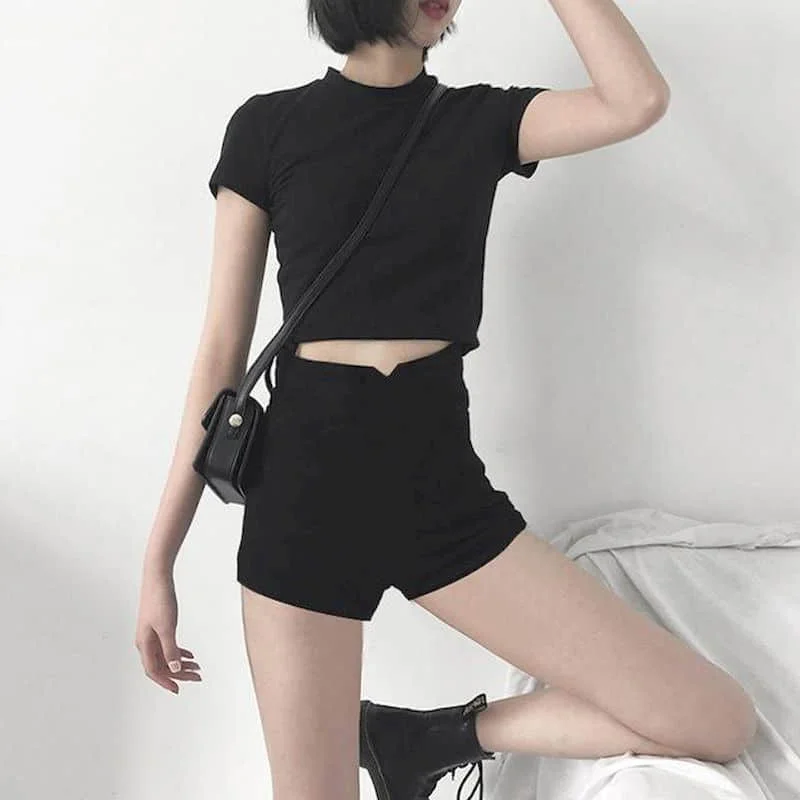 Женские летние шорты, новинка 2022, черные облегающие леггинсы с высокой талией, трапециевидные широкие брюки, повседневные уличные облегающ...
Женские летние шорты, новинка 2022, черные облегающие леггинсы с высокой талией, трапециевидные широкие брюки, повседневные уличные облегающ...