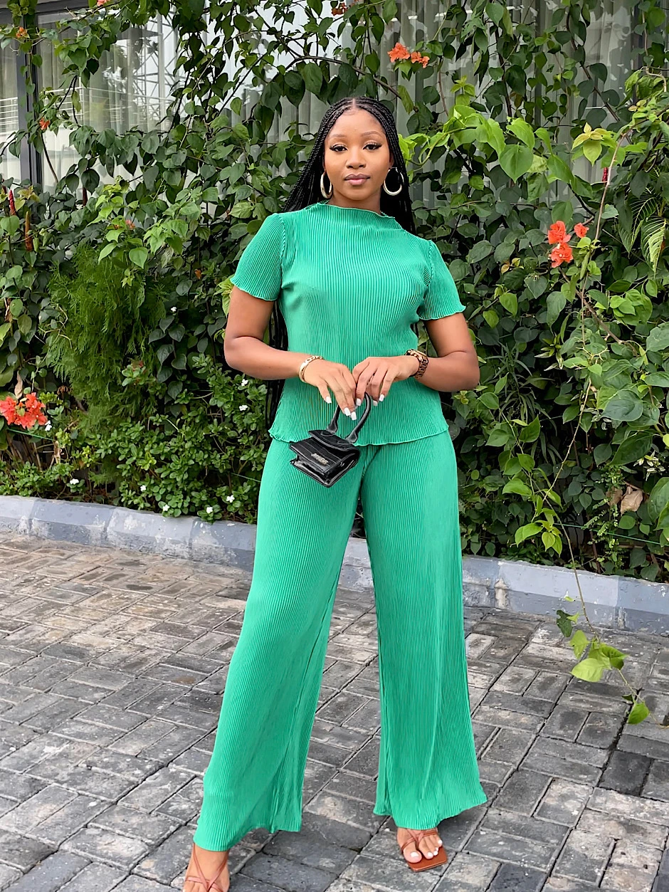 Fashion Street Women's Set 2 Two Piece Loose T-shirt Tops Pleated Wide Leg Pants Elegant Tracksuit Suits Casual Female Outfits
Fashion Street Women's Set 2 Two Piece Loose T-shirt Tops Pleated Wide Leg Pants Elegant Tracksuit Suits Casual Female Outfits
