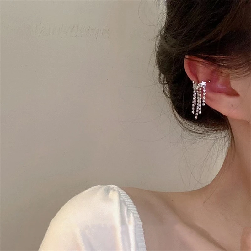MENGJIQIAO Wholesale Korean Fashion Metal Star Tassel Ear Clips For Women Trendy Silver Color No Piercing Cartilage Ear Jewelry
MENGJIQIAO Wholesale Korean Fashion Metal Star Tassel Ear Clips For Women Trendy Silver Color No Piercing Cartilage Ear Jewelry