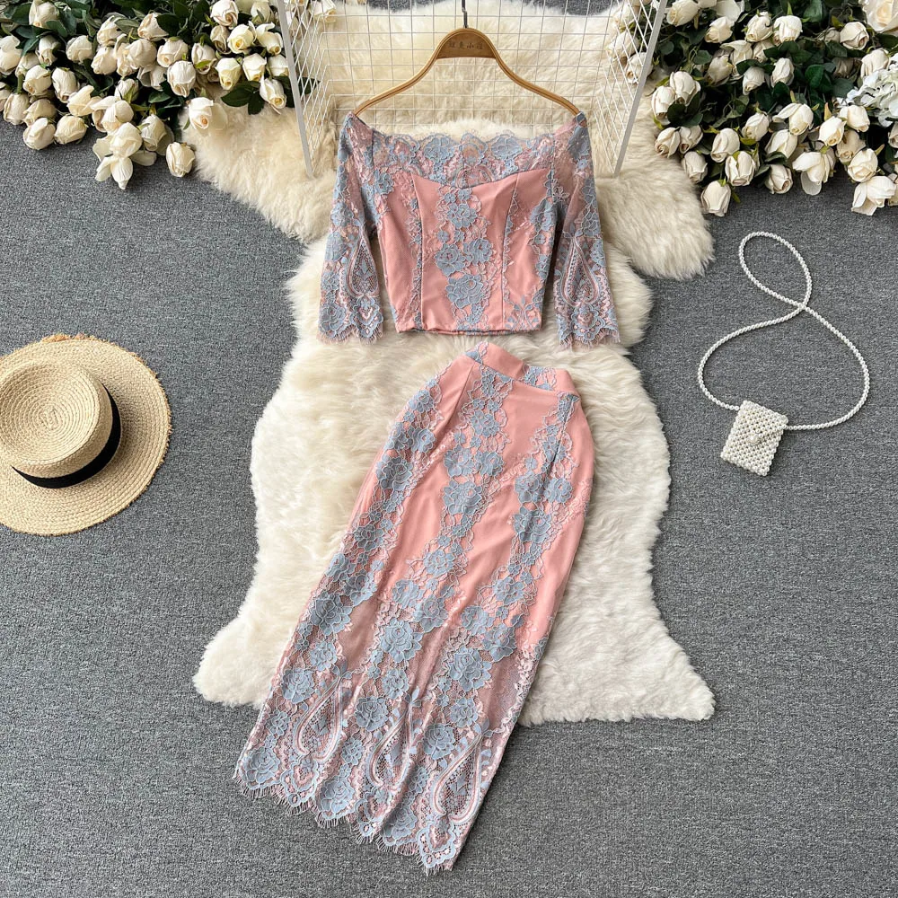 Holiday Lace Embroidery Suit Women's New Fashion Slash Neck Short Sleeve Short Tops + High Waist Skirt Two-piece Sets E439
Holiday Lace Embroidery Suit Women's New Fashion Slash Neck Short Sleeve Short Tops + High Waist Skirt Two-piece Sets E439