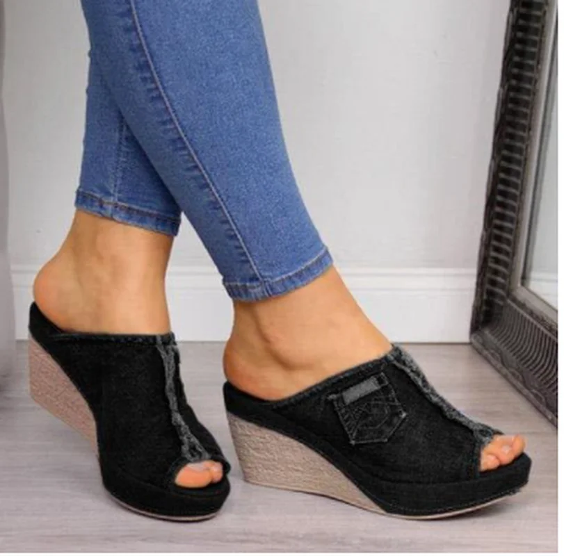 2022 Women Sandals New Female Shoes Woman Summer Wedge Comfortable Ladies Slip-on Flat Sandalias Denim Platform Wedges High Heel
2022 Women Sandals New Female Shoes Woman Summer Wedge Comfortable Ladies Slip-on Flat Sandalias Denim Platform Wedges High Heel