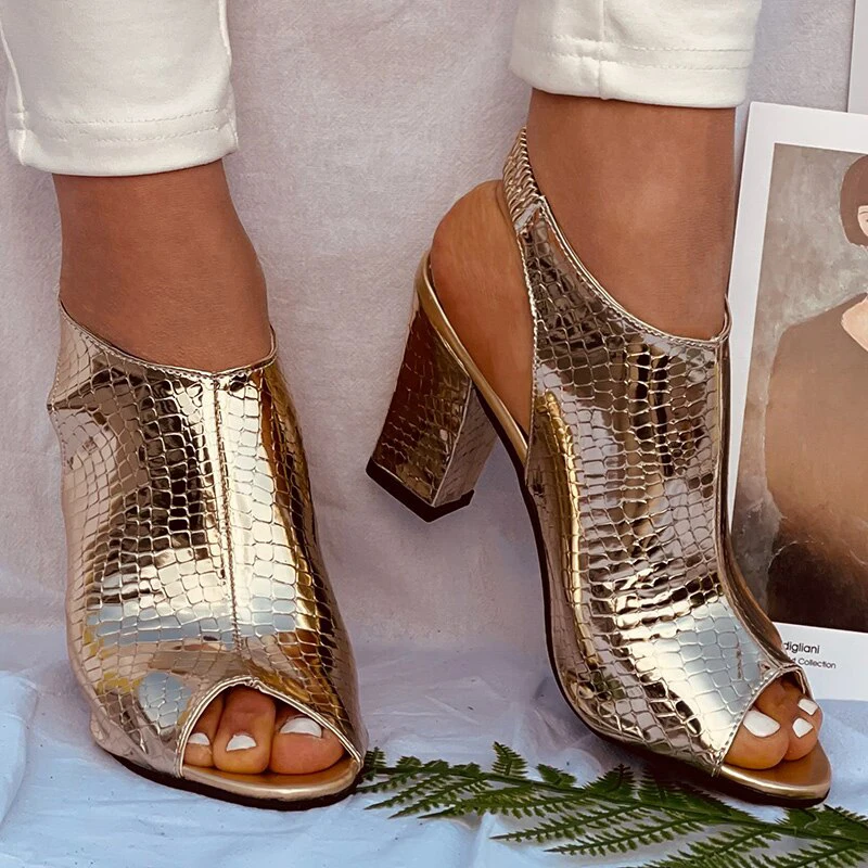 Women Summer Sexy Party Sandals Female Fashion High Square Heels Elastic Band Peep Toe Shoes Ladies Solid Platform Humps
Women Summer Sexy Party Sandals Female Fashion High Square Heels Elastic Band Peep Toe Shoes Ladies Solid Platform Humps
