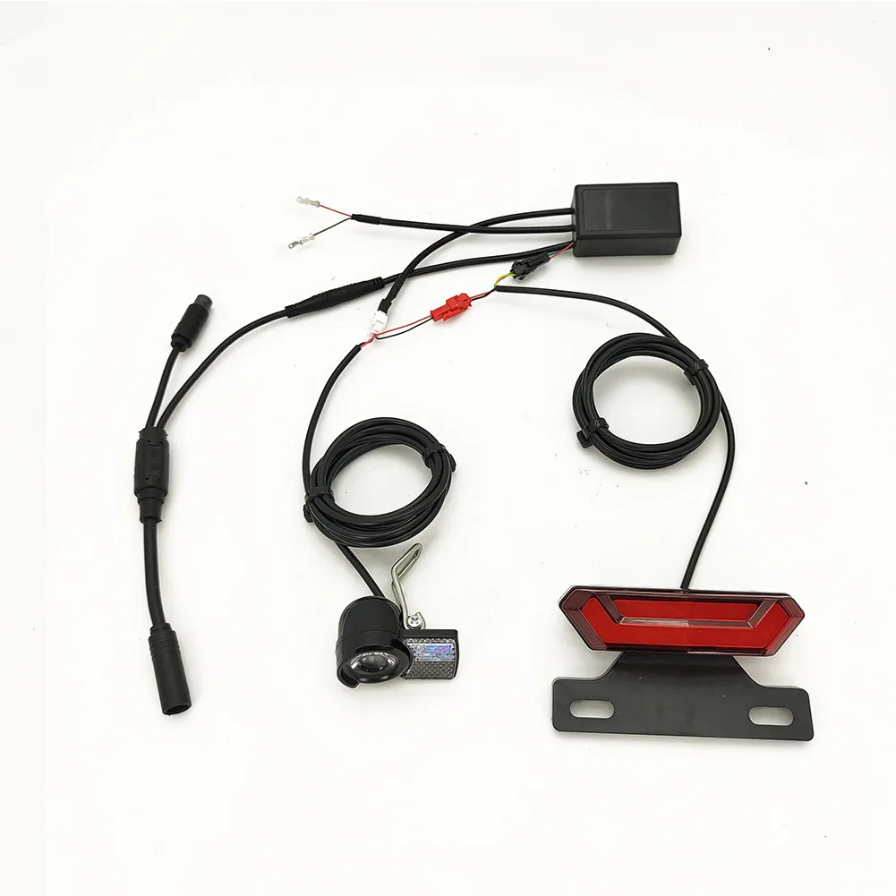 15W E-Bike Front Rear Lights LED Brake Lamp Electric Bike Light Set For Bafang BBS01 BBS02 BBSHD Light Group 6V Central BBS
15W E-Bike Front Rear Lights LED Brake Lamp Electric Bike Light Set For Bafang BBS01 BBS02 BBSHD Light Group 6V Central BBS