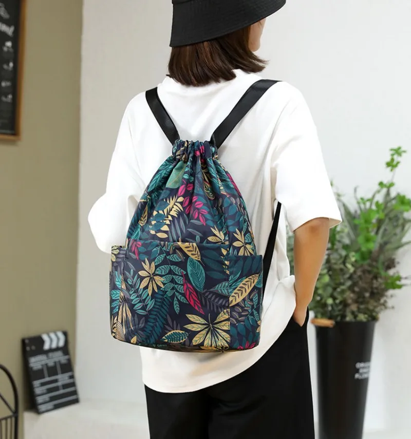 Drawstring Shoulder Bag For Woman Large-Capacity Waterproof Oxford Cloth Backpack Foldable Leisure Printing Travel Backpacks
Drawstring Shoulder Bag For Woman Large-Capacity Waterproof Oxford Cloth Backpack Foldable Leisure Printing Travel Backpacks