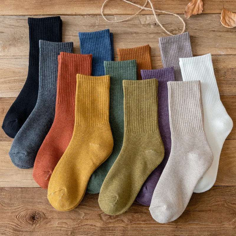 New Retro Winter Warm Cotton Middle Tube Socks For Women Fashion Harajuku Japanese Style Girls Socking Wholesale
New Retro Winter Warm Cotton Middle Tube Socks For Women Fashion Harajuku Japanese Style Girls Socking Wholesale