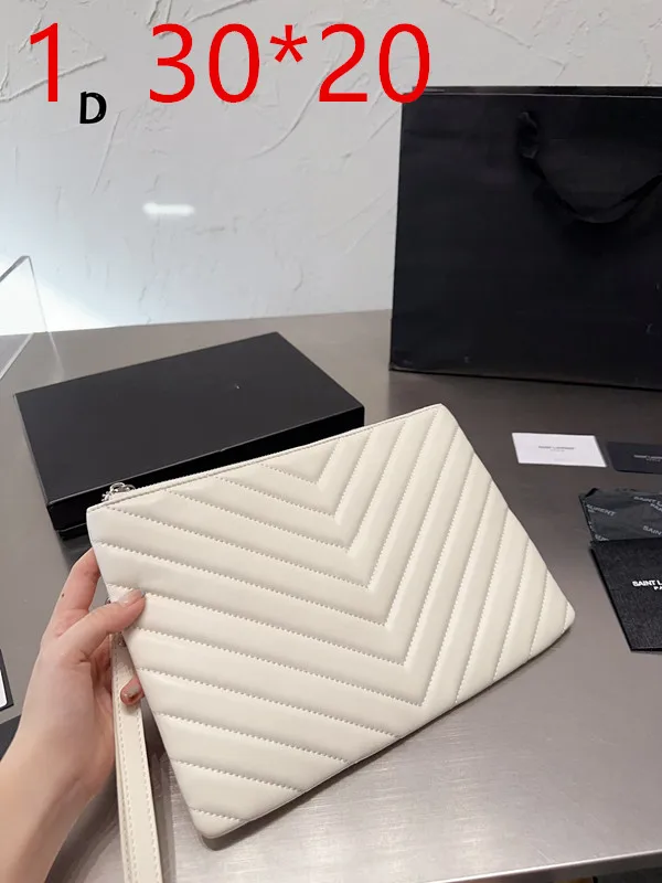 2023 Women Crossbody Bag Designer Luxury Fashion Silver Chain Handbags Shoulder Bag P Family Handbag Messenger Purse
2023 Women Crossbody Bag Designer Luxury Fashion Silver Chain Handbags Shoulder Bag P Family Handbag Messenger Purse