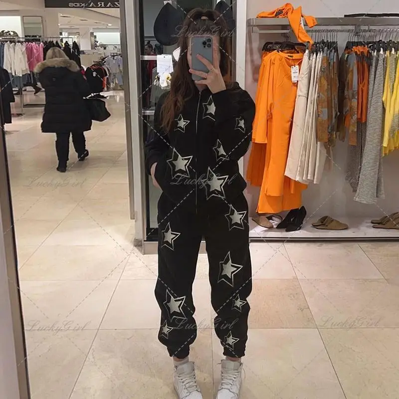 Star Print Women's Activewear Streetwear Jogger Pants Y2K Hooded Jacket and Sweatpants Gothic Vintage Aesthetic Zip-Up Cardigan
Star Print Women's Activewear Streetwear Jogger Pants Y2K Hooded Jacket and Sweatpants Gothic Vintage Aesthetic Zip-Up Cardigan