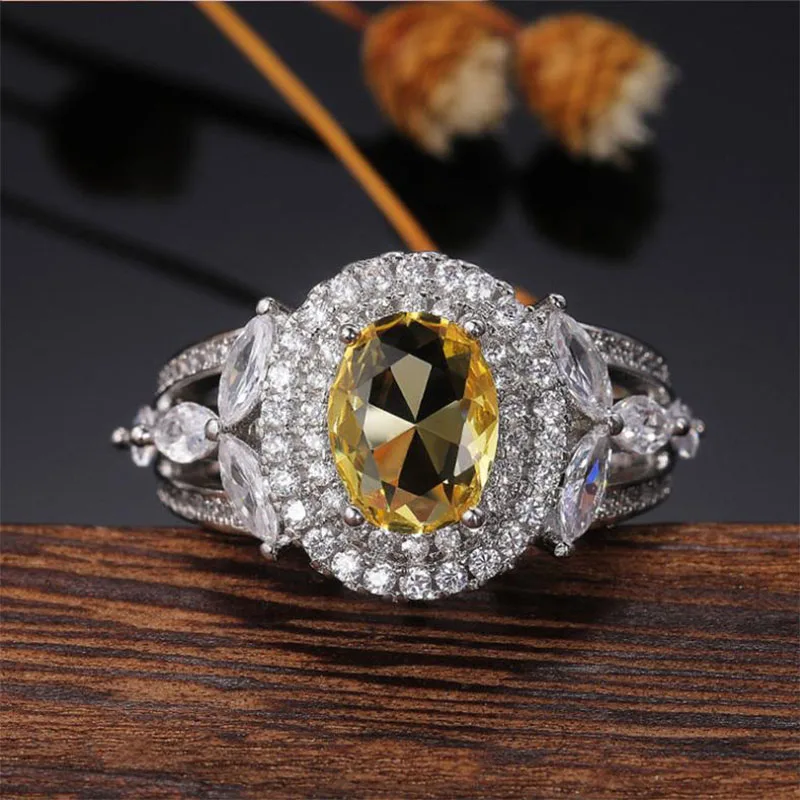 European and American Yellow Faceted Oval Geometric Crystal Women's Ring Horse Eye Shaped Zircon for Women's Party Jewelry
European and American Yellow Faceted Oval Geometric Crystal Women's Ring Horse Eye Shaped Zircon for Women's Party Jewelry