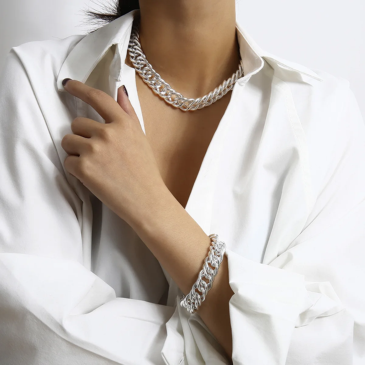 Punk Chunky Necklaces Bracelets Set For Women Luxury Vintage Gold Silver Hip Hop Men Big Chain Girl Choker Cool Fashion Jewelry
Punk Chunky Necklaces Bracelets Set For Women Luxury Vintage Gold Silver Hip Hop Men Big Chain Girl Choker Cool Fashion Jewelry