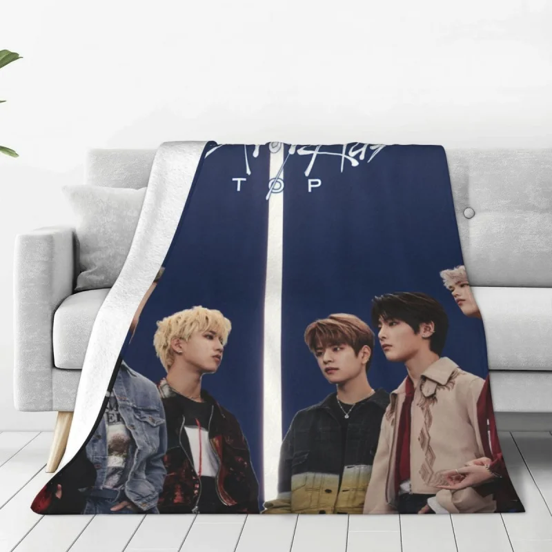 Stray Kids Pop Band Fleece Blanket Korean Boy Fashion Kpop Singer Funny Throw Blanket for Home Hotel Sofa 200x150cm Bedspread
Stray Kids Pop Band Fleece Blanket Korean Boy Fashion Kpop Singer Funny Throw Blanket for Home Hotel Sofa 200x150cm Bedspread