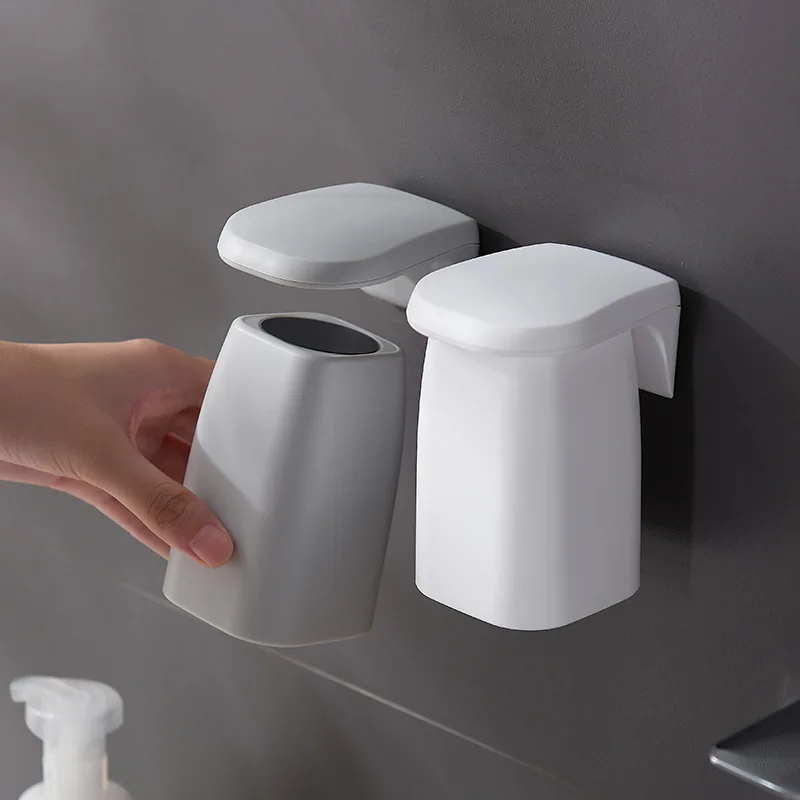 Wall Mount Mouthwash Cup Magnetic Bathroom Suction Cup Upside Down Drain Cup Couple Brushing Rack Inverted Toilet Plastic Shelf
Wall Mount Mouthwash Cup Magnetic Bathroom Suction Cup Upside Down Drain Cup Couple Brushing Rack Inverted Toilet Plastic Shelf