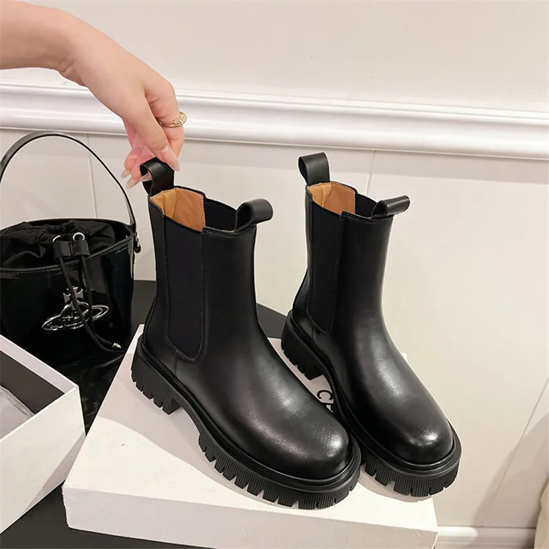 2023 New Autumn/Winter Split Leather Women Boots Round Toe Chunky Heel Boots for Women Platform Boots Short Boots Zapatos Mujer
2023 New Autumn/Winter Split Leather Women Boots Round Toe Chunky Heel Boots for Women Platform Boots Short Boots Zapatos Mujer